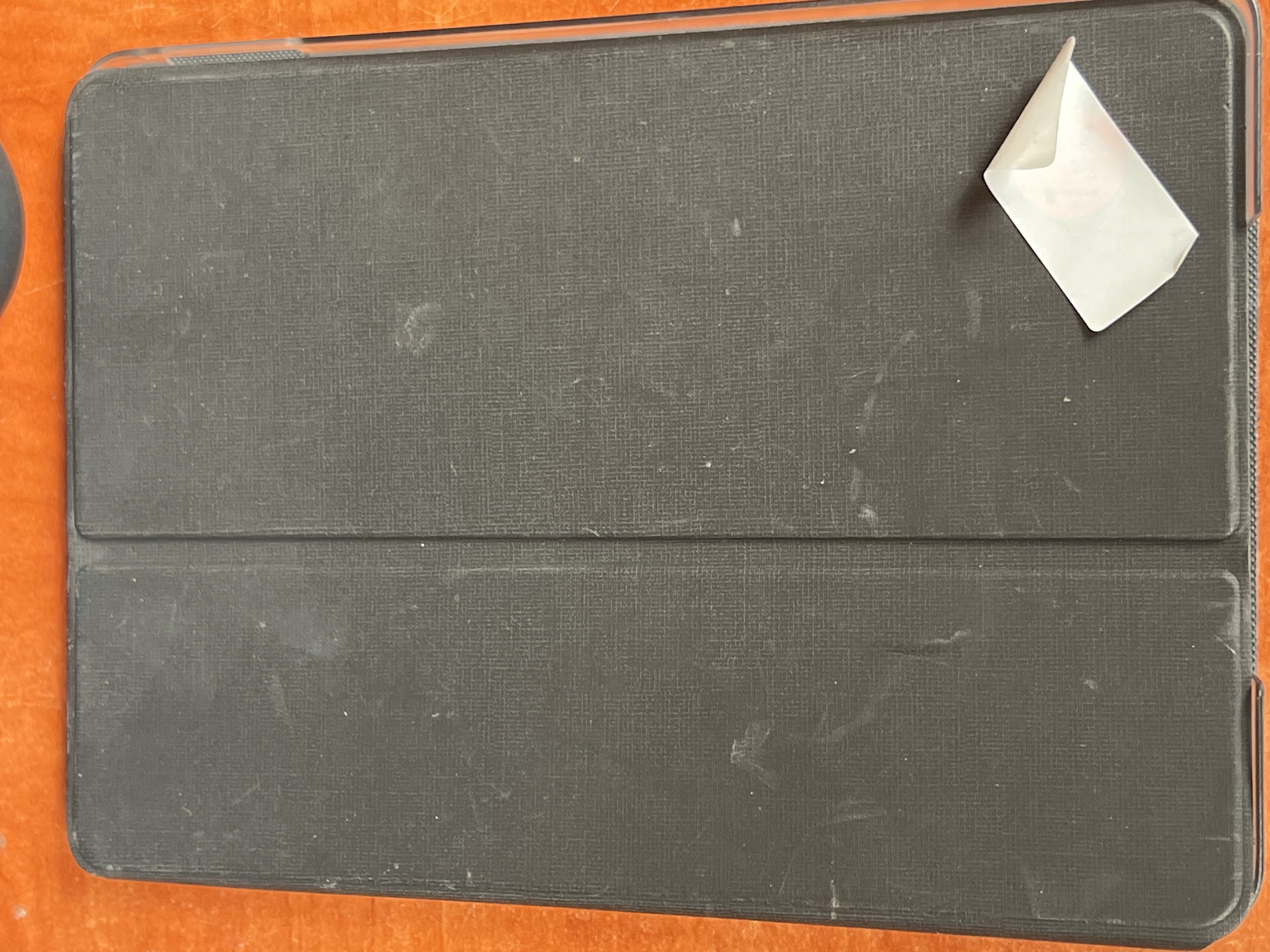 Housse tablette noire type folio