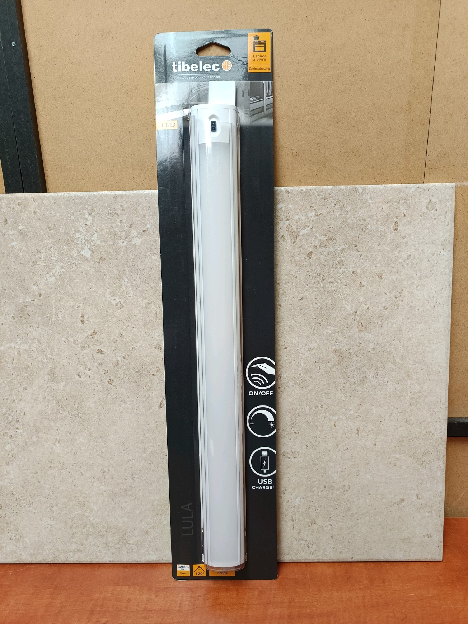 Réglette LED Tibelec ULA rechargeable USB