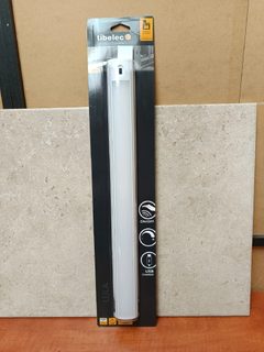 Réglette LED Tibelec ULA rechargeable USB