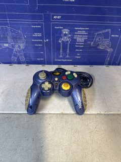 Manette MicroCon Mad Catz pour Nintendo GameCube