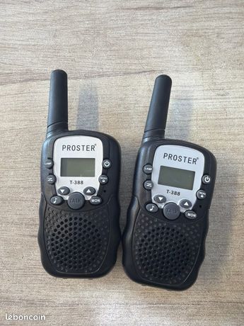 Lot de 2 talkies-walkies Proster T-388