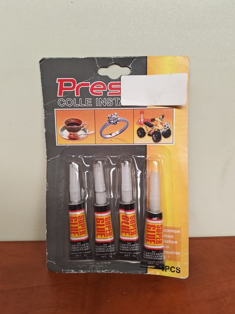 Present colle instantanée cyanoacrylate lot de 4 tubes 3 g