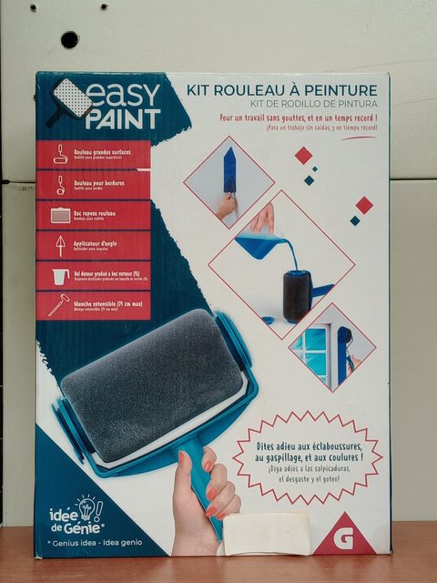Rouleau de peinture magique et ses accessoires