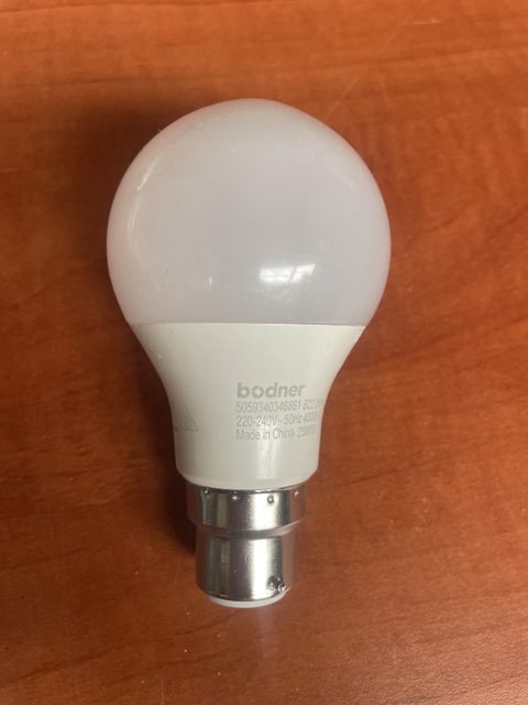 Ampoule LED B22 470 lm 4000K