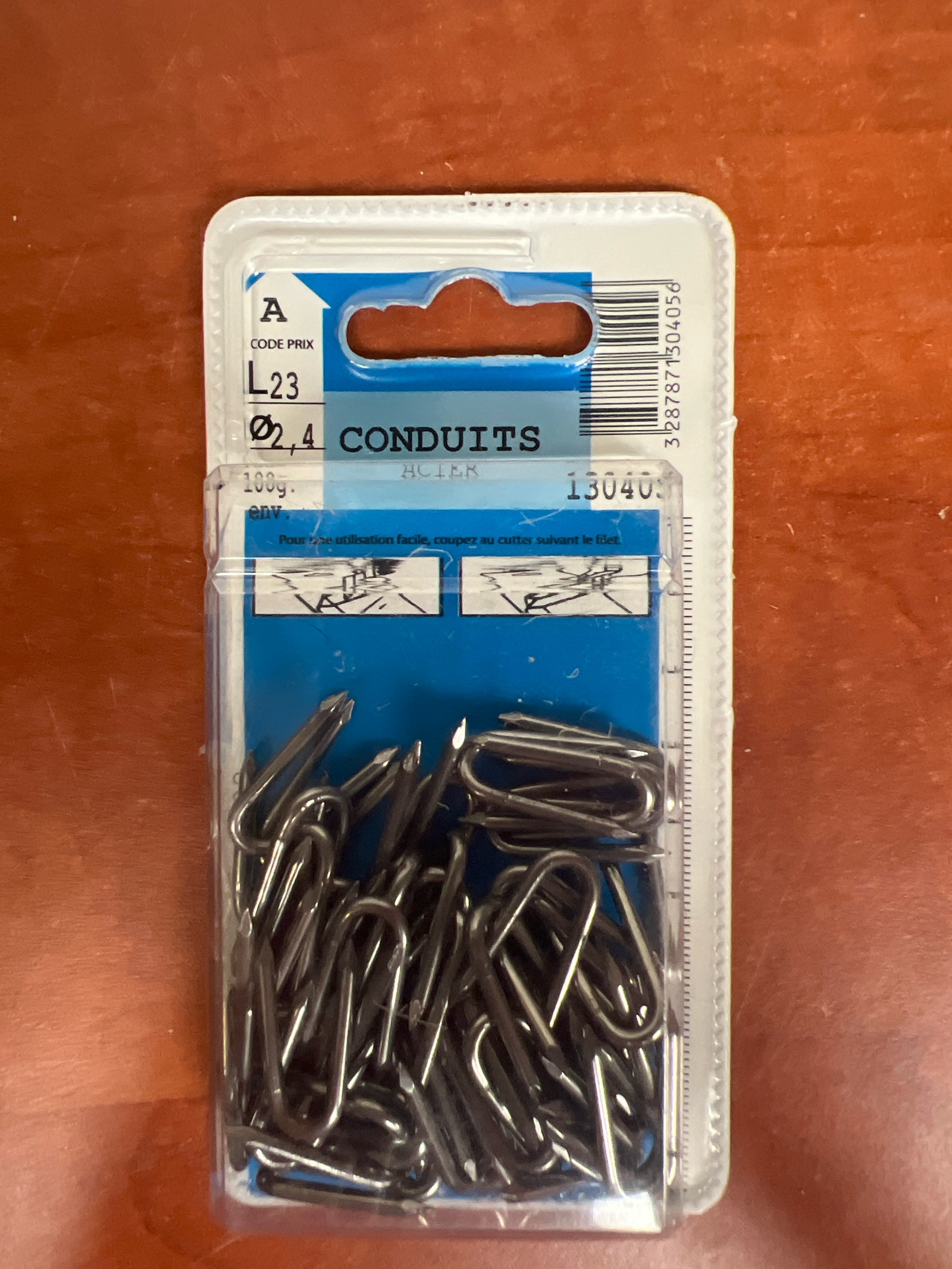 Agrafes pour conduits L23 Ø2,4 - 100 g