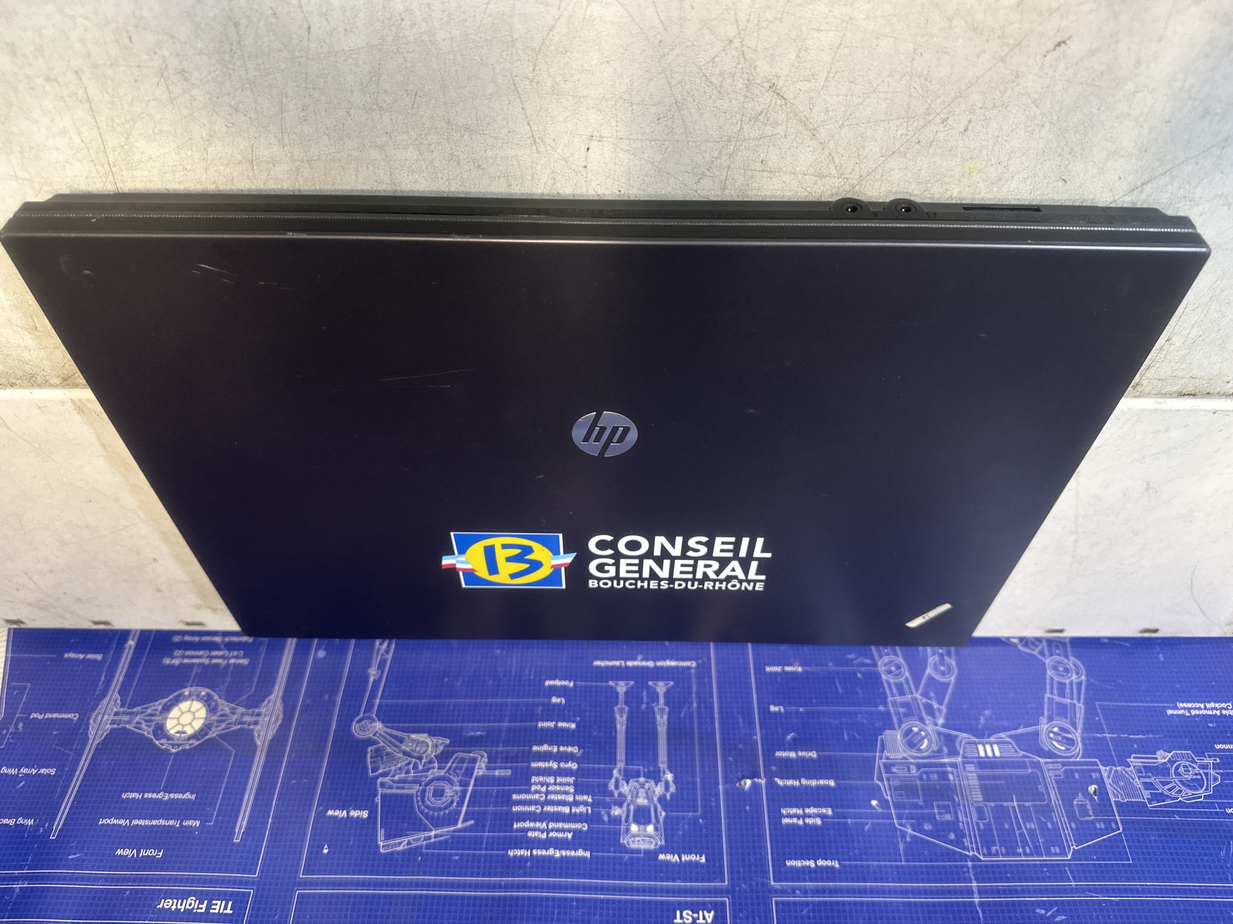 Ordinateur portable HP – AMD V120 2.20 GHz, 4 Go RAM, SSD 250 Go, Windows 10 — photo 2
