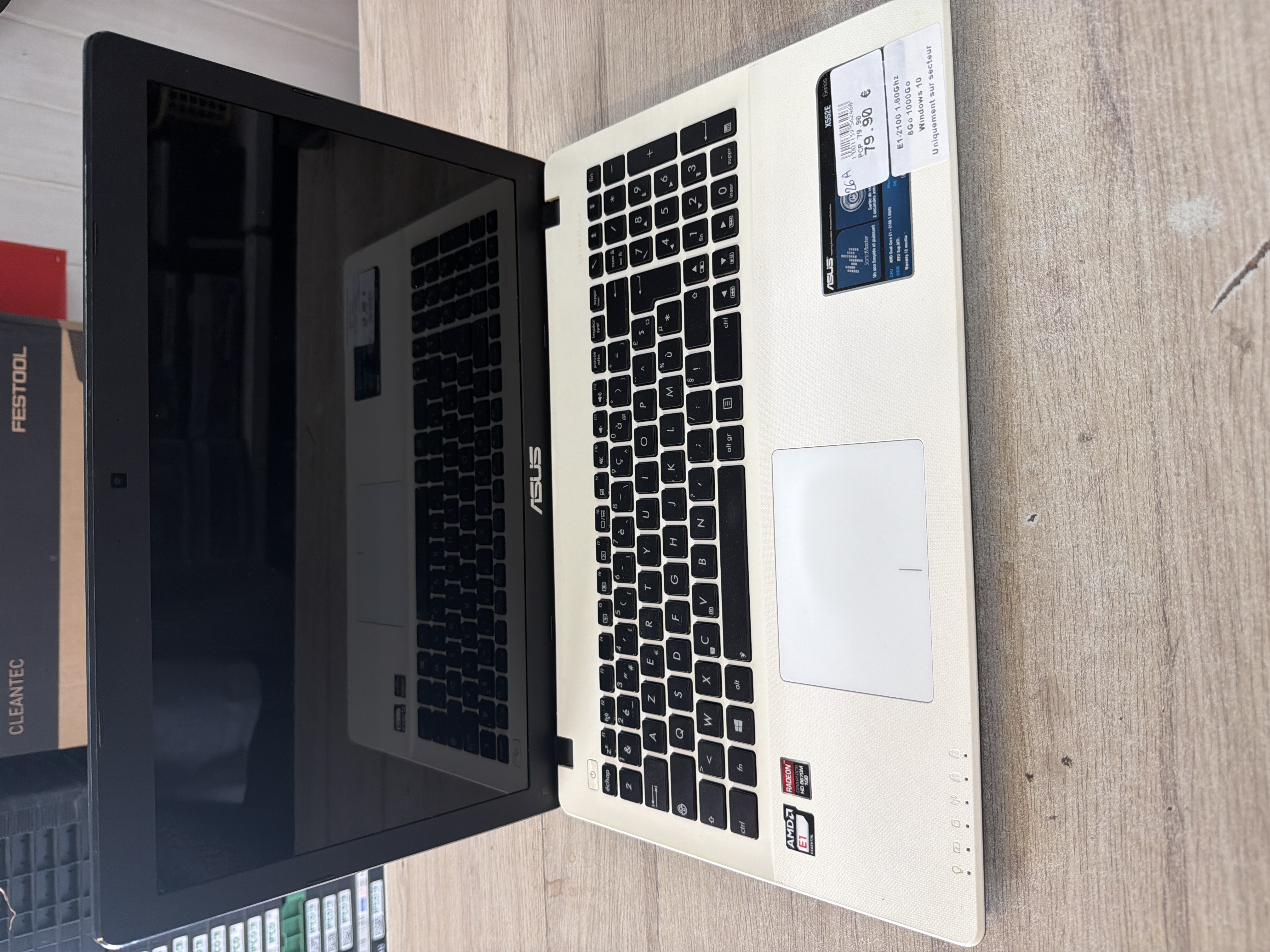PC portable Asus 8 Go RAM 1 To Windows 10