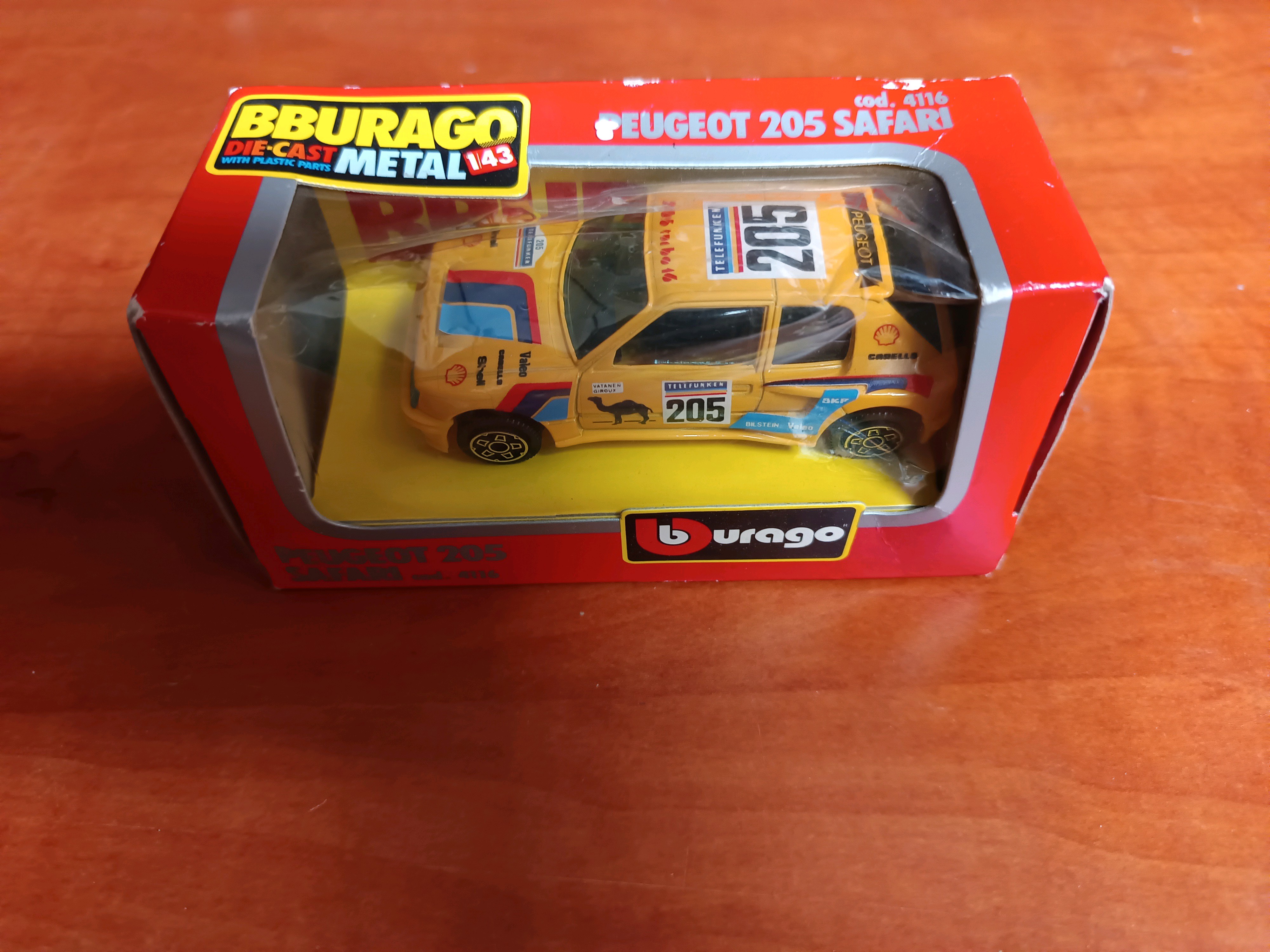Bburago Peugeot 205 Safari 1:43 Die-cast