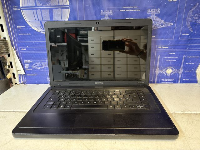 Compaq portable AMD E300, 4 Go RAM, 1 To, Windows 10