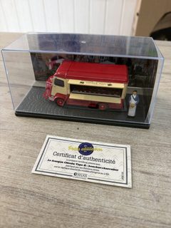 Miniature Citroën Type H boucher-charcutier Atlas 1/43