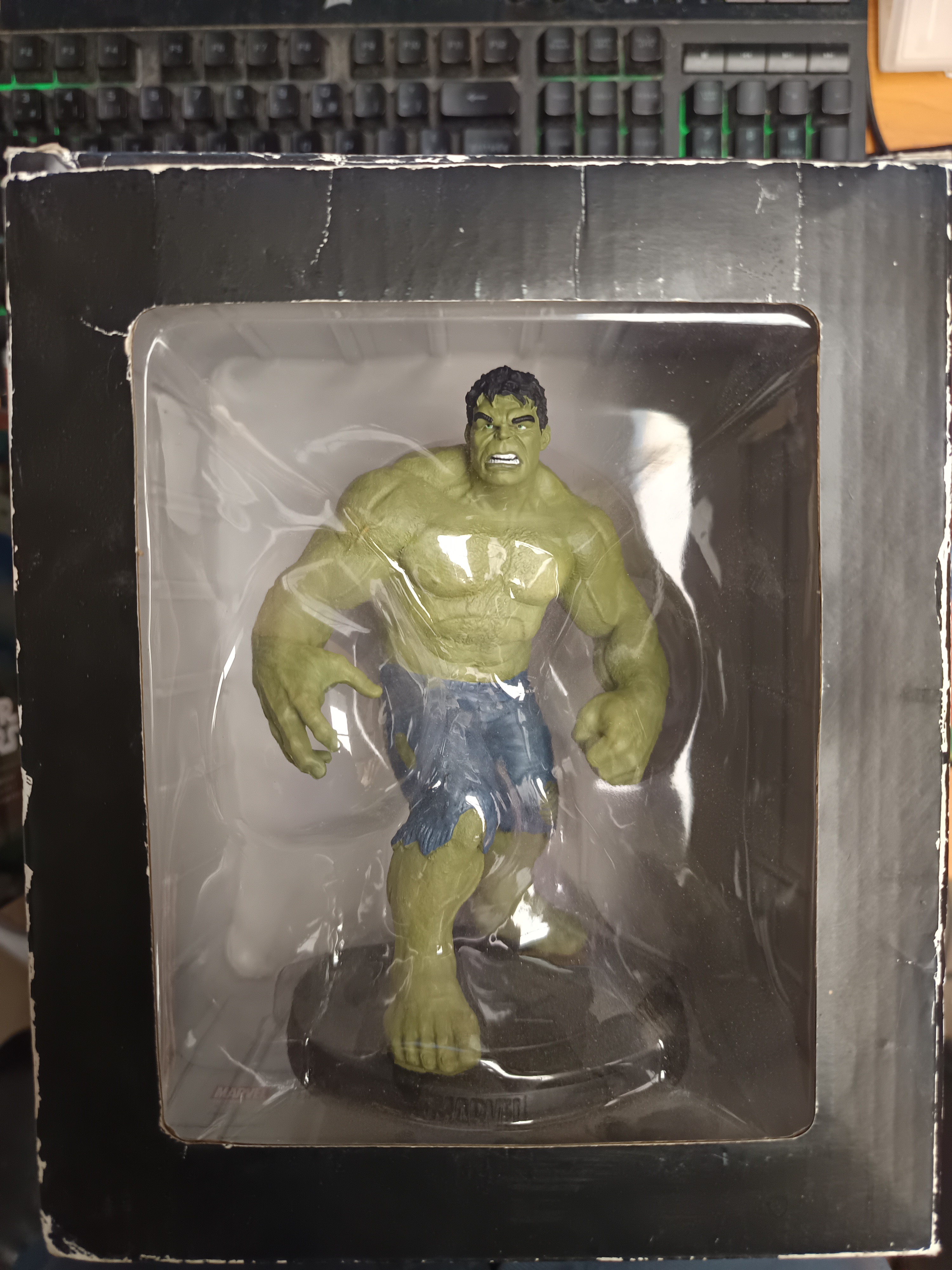 Statue Hulk Marvel en boîte