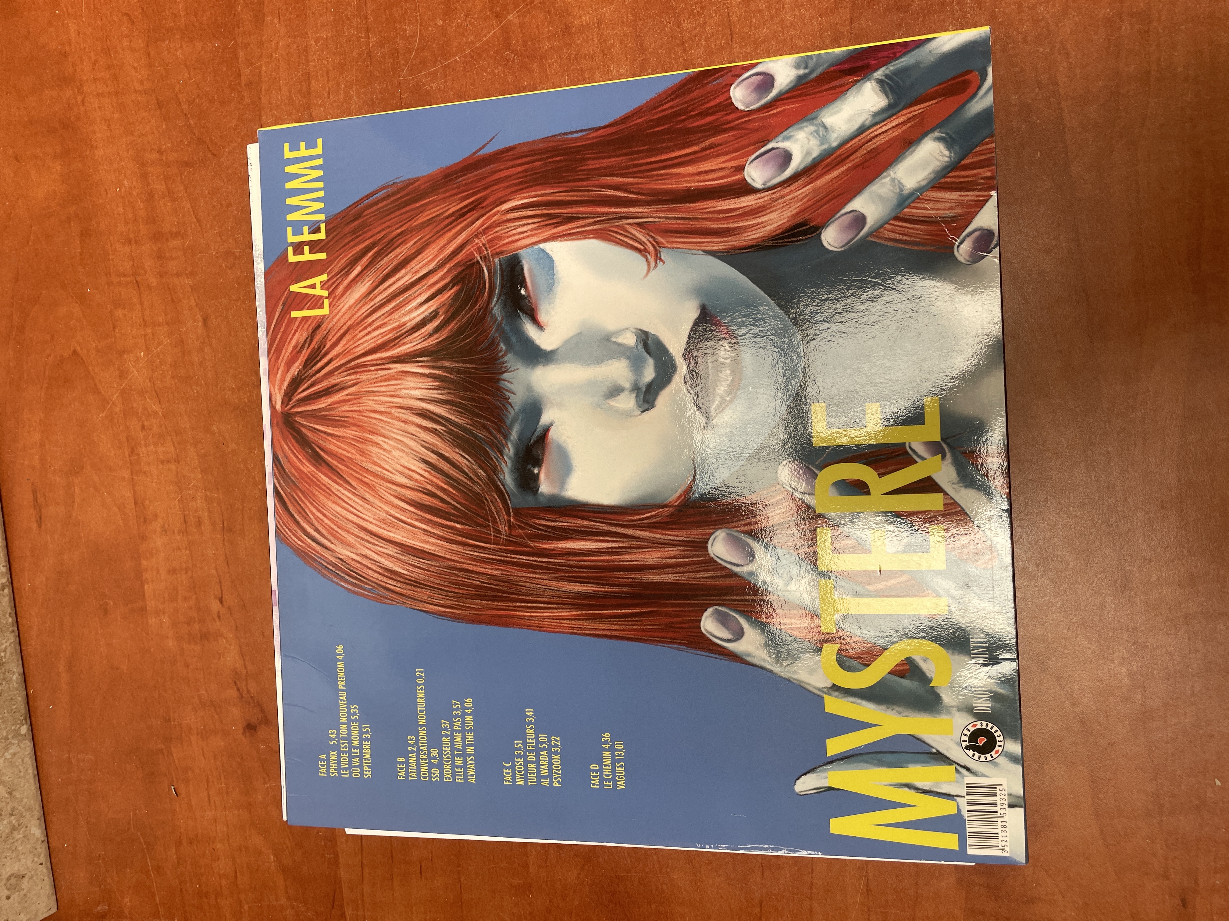 La Femme Mystère livre illustré