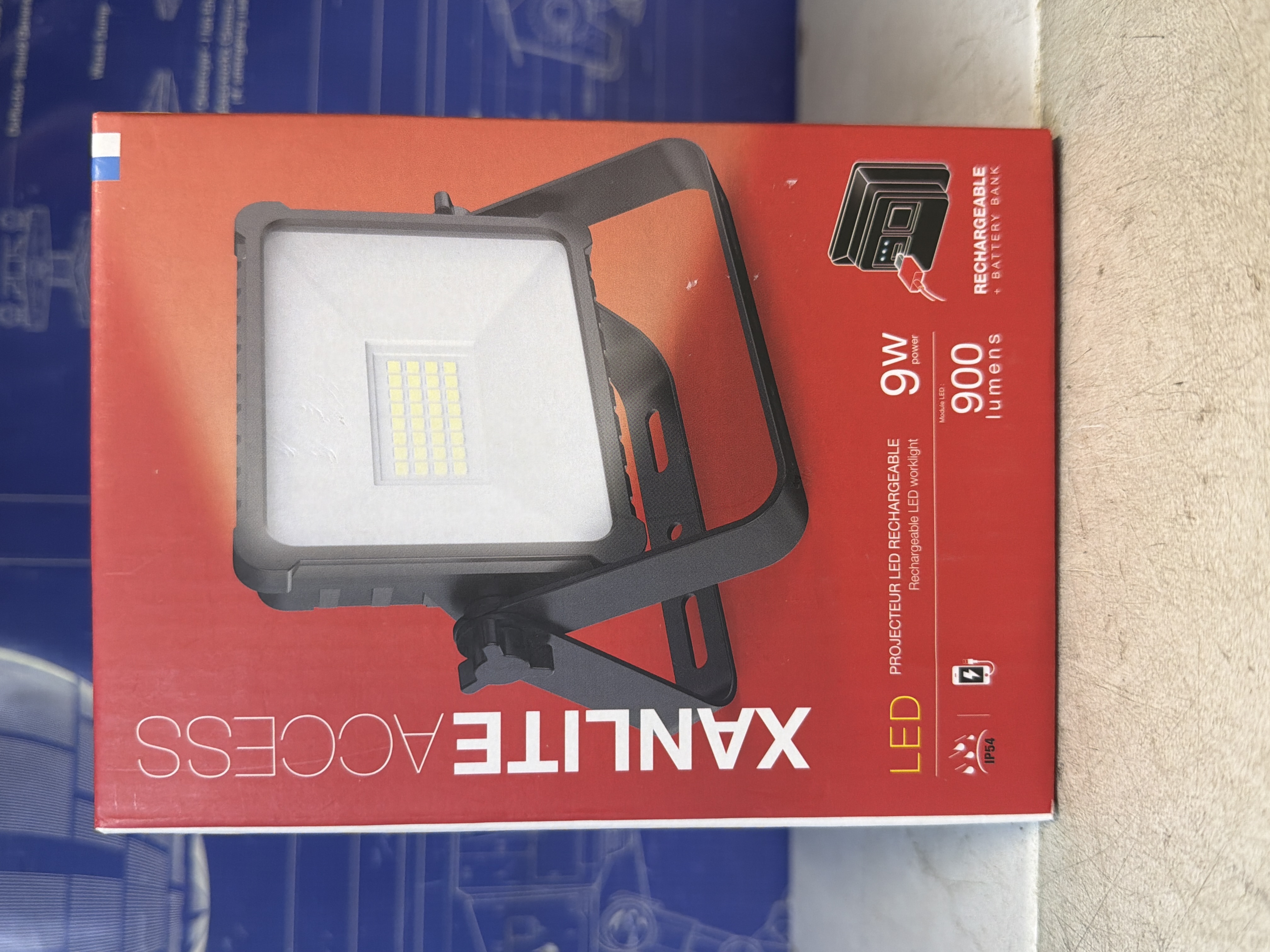 Projecteur LED rechargeable Xanlite PRAR10WR 9W IP54 900 lumens