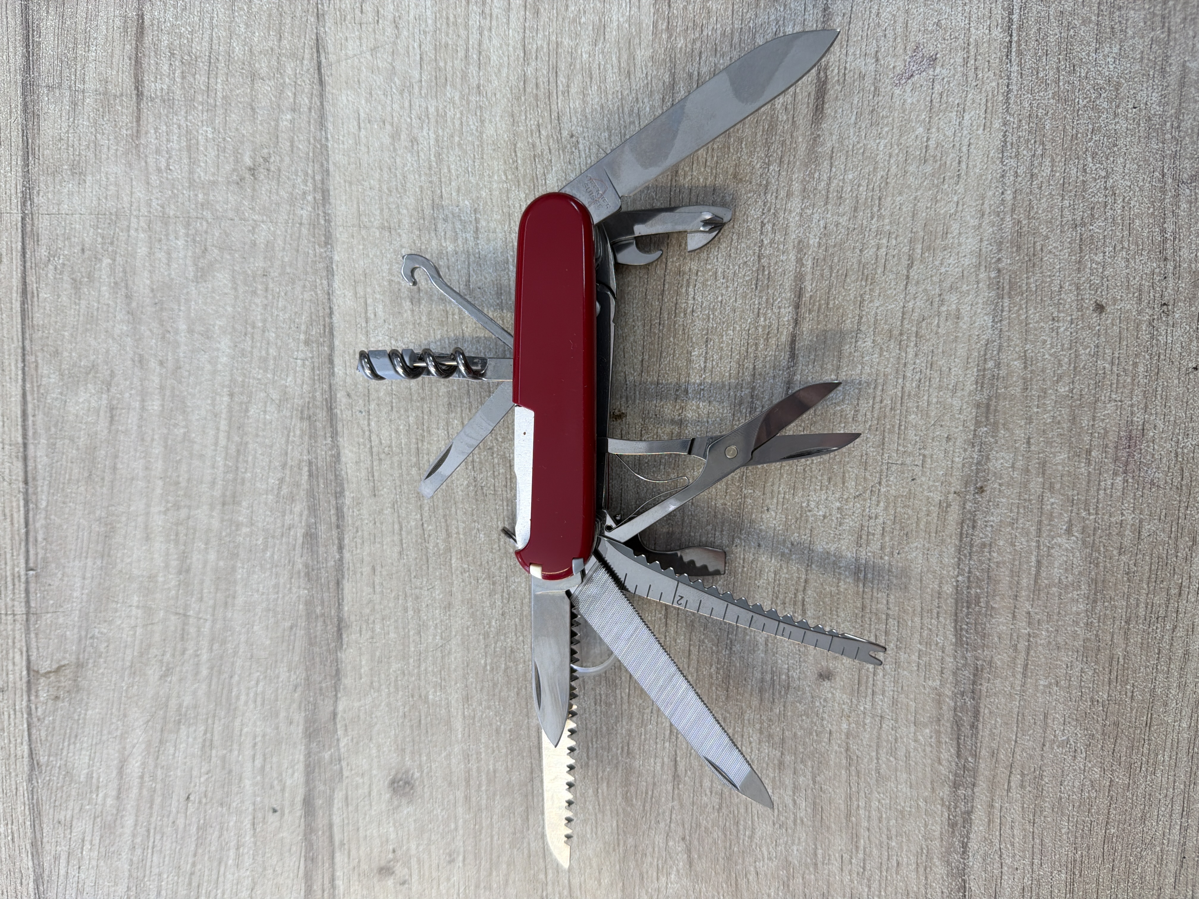 Victorinox Handyman couteau suisse multifonction 24 fonctions rouge — photo 2