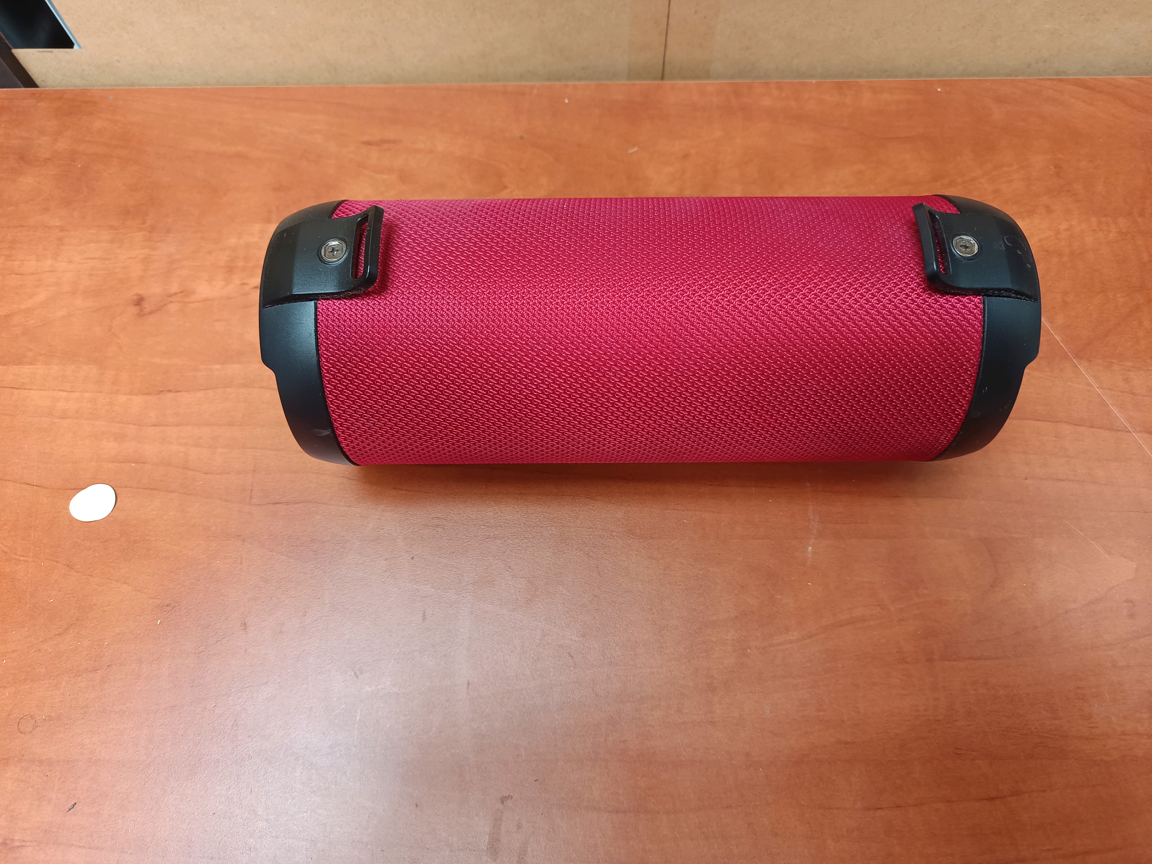 Enceinte Bluetooth portable NGS cylindrique rouge
