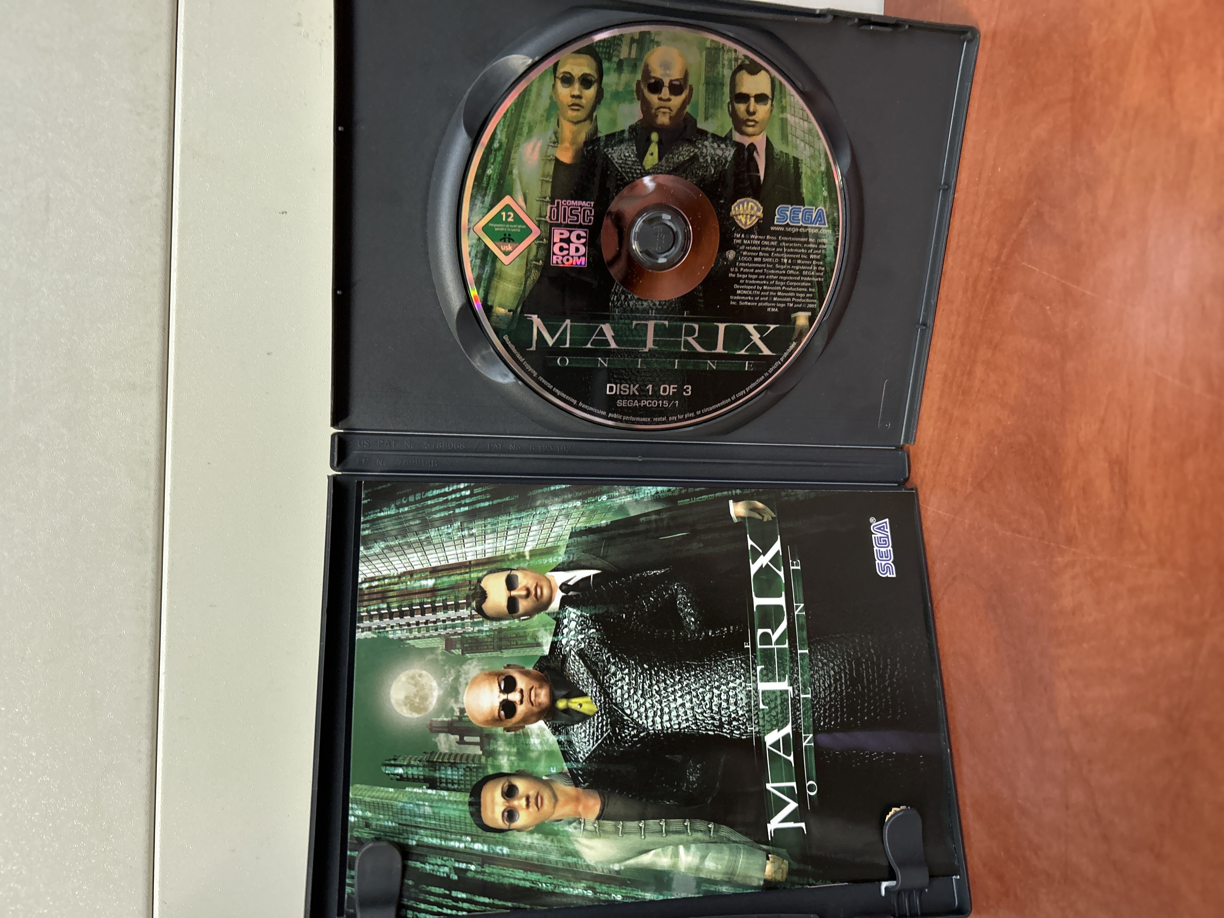 The Matrix Online - PC CD-ROM — photo 2