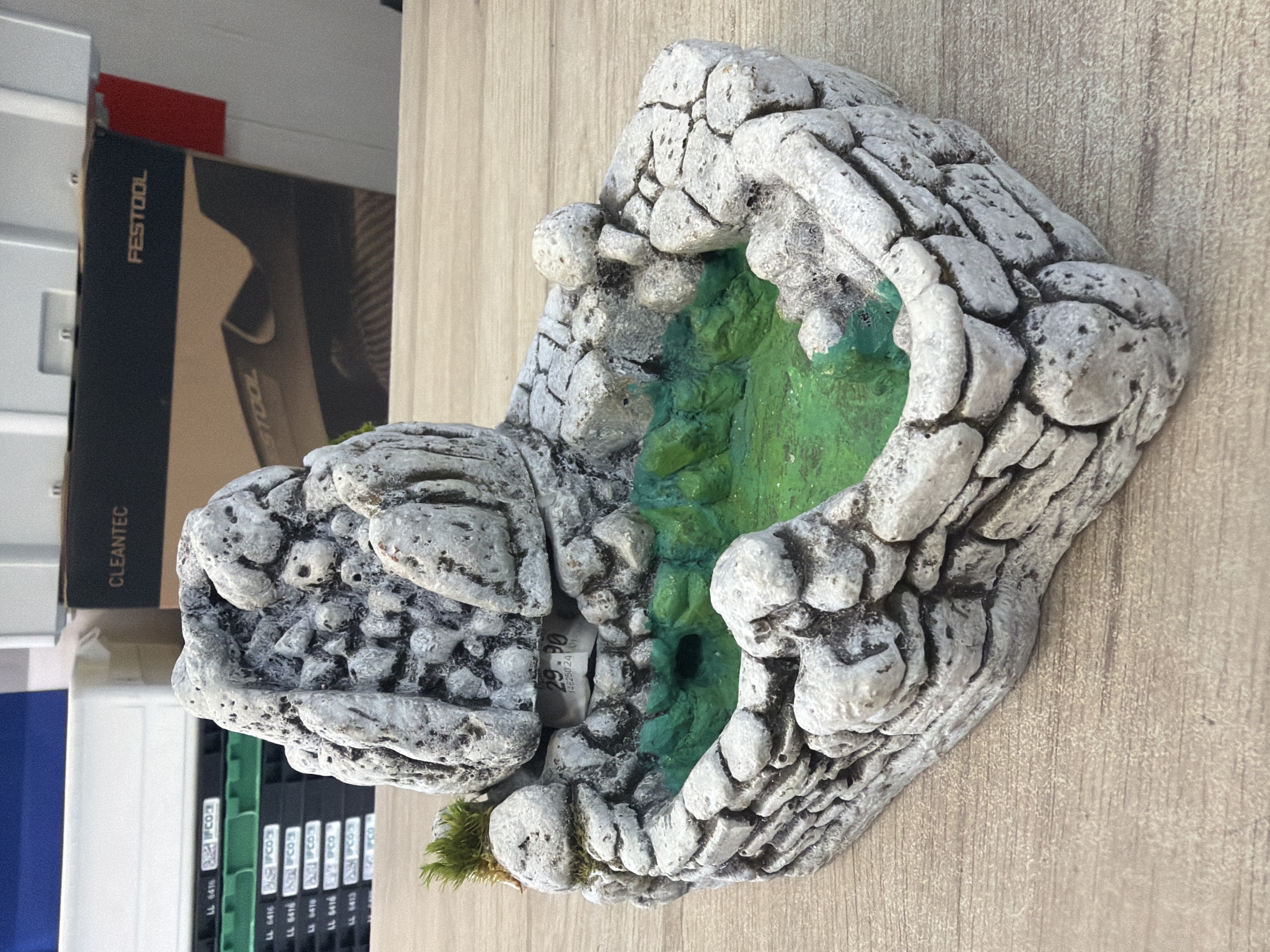 Fontaine décoration pour crèche effet pierre 19 x 14 x 13 cm