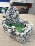 Fontaine décoration pour crèche effet pierre 19 x 14 x 13 cm — photo 1