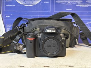 Appareil photo reflex Nikon D40 avec sac de transport