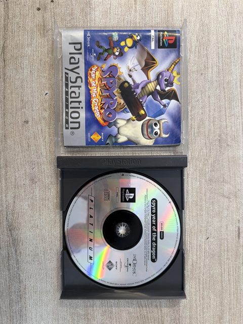 Spyro Year of the Dragon Platinum PS1 PlayStation