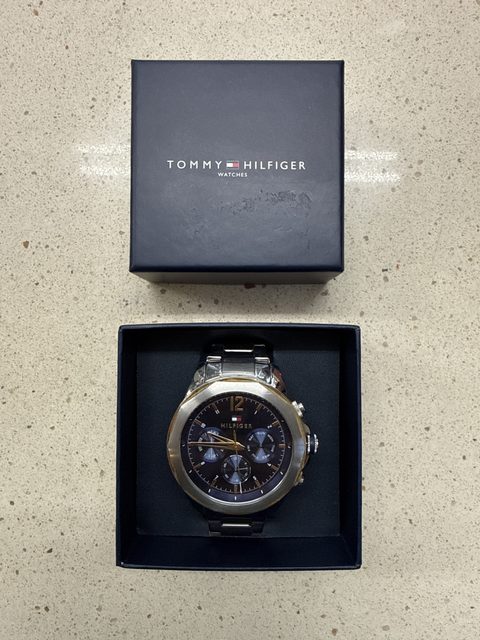 Montre homme Tommy Hilfiger TH.477.1.20.3437 avec boîte