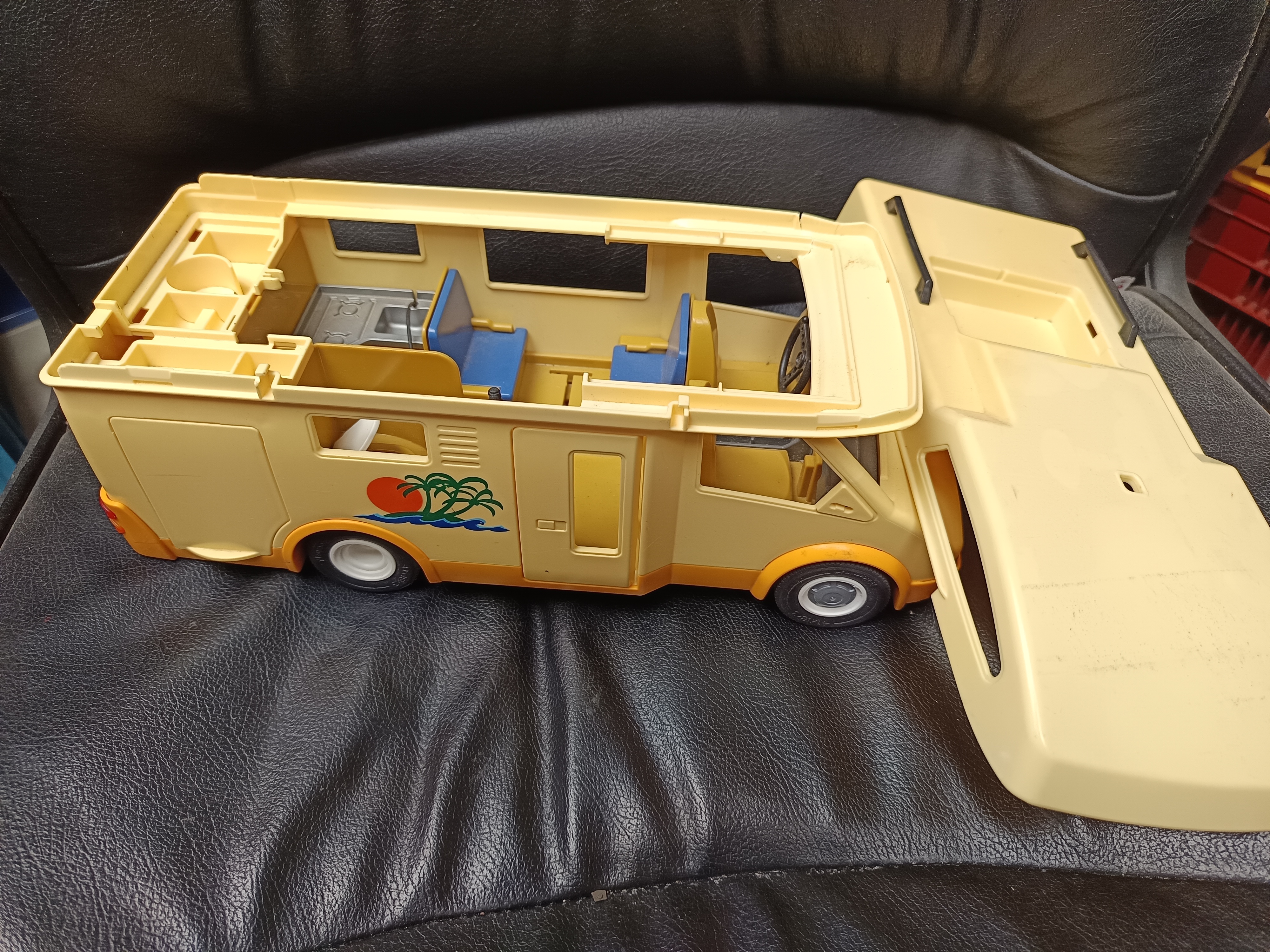 Camping-car jouet vintage