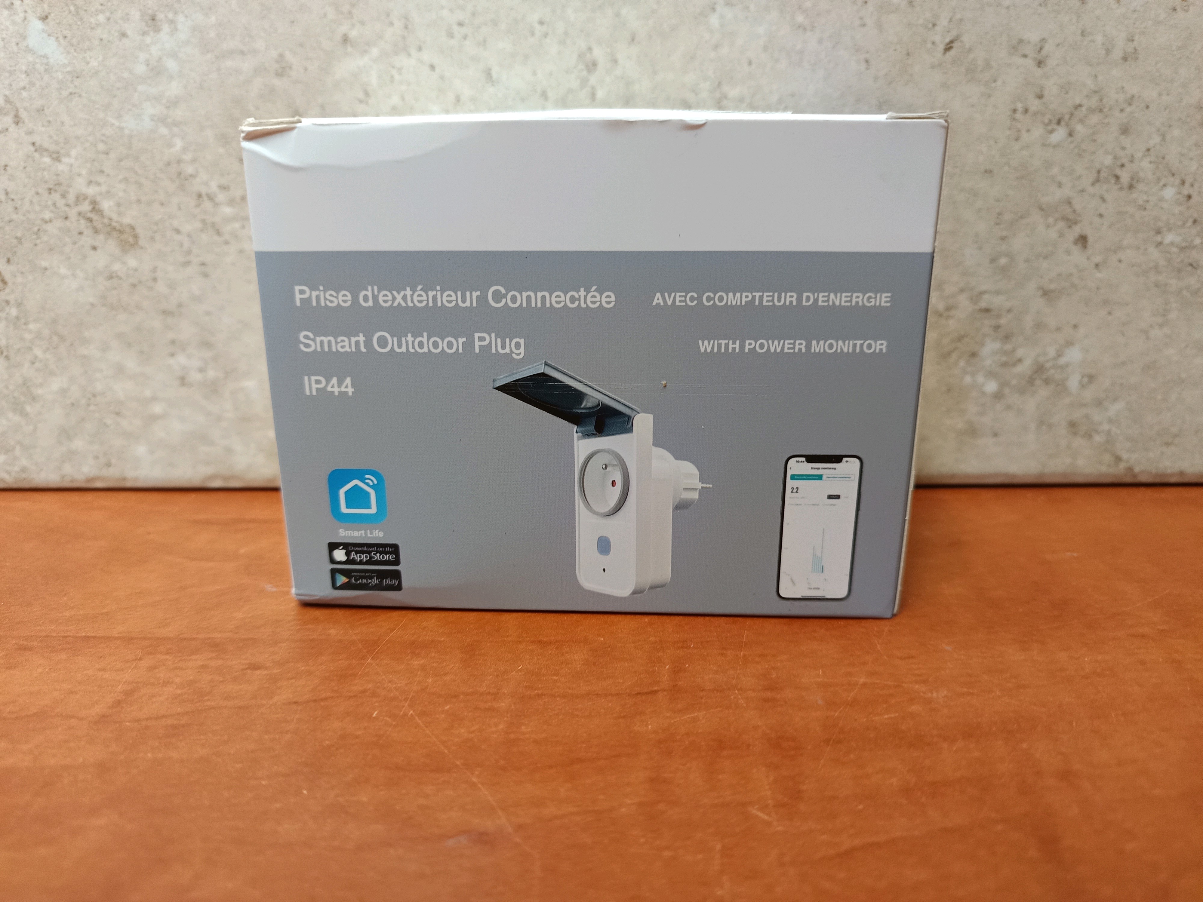 Prise extérieure connectée IP44 avec compteur d’énergie (Smart Outdoor Plug)