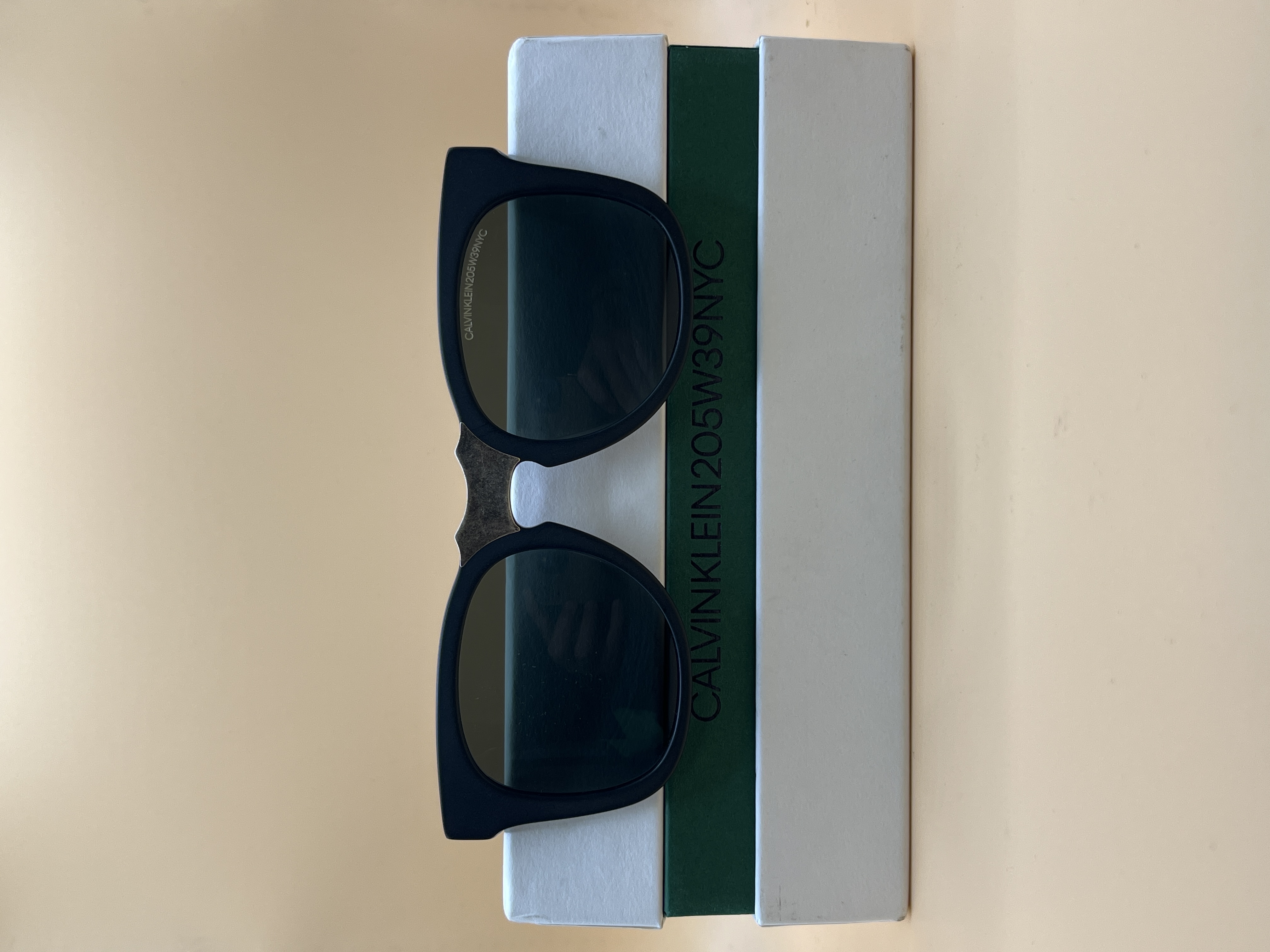 Lunettes de soleil Calvin KleinCKNYC185