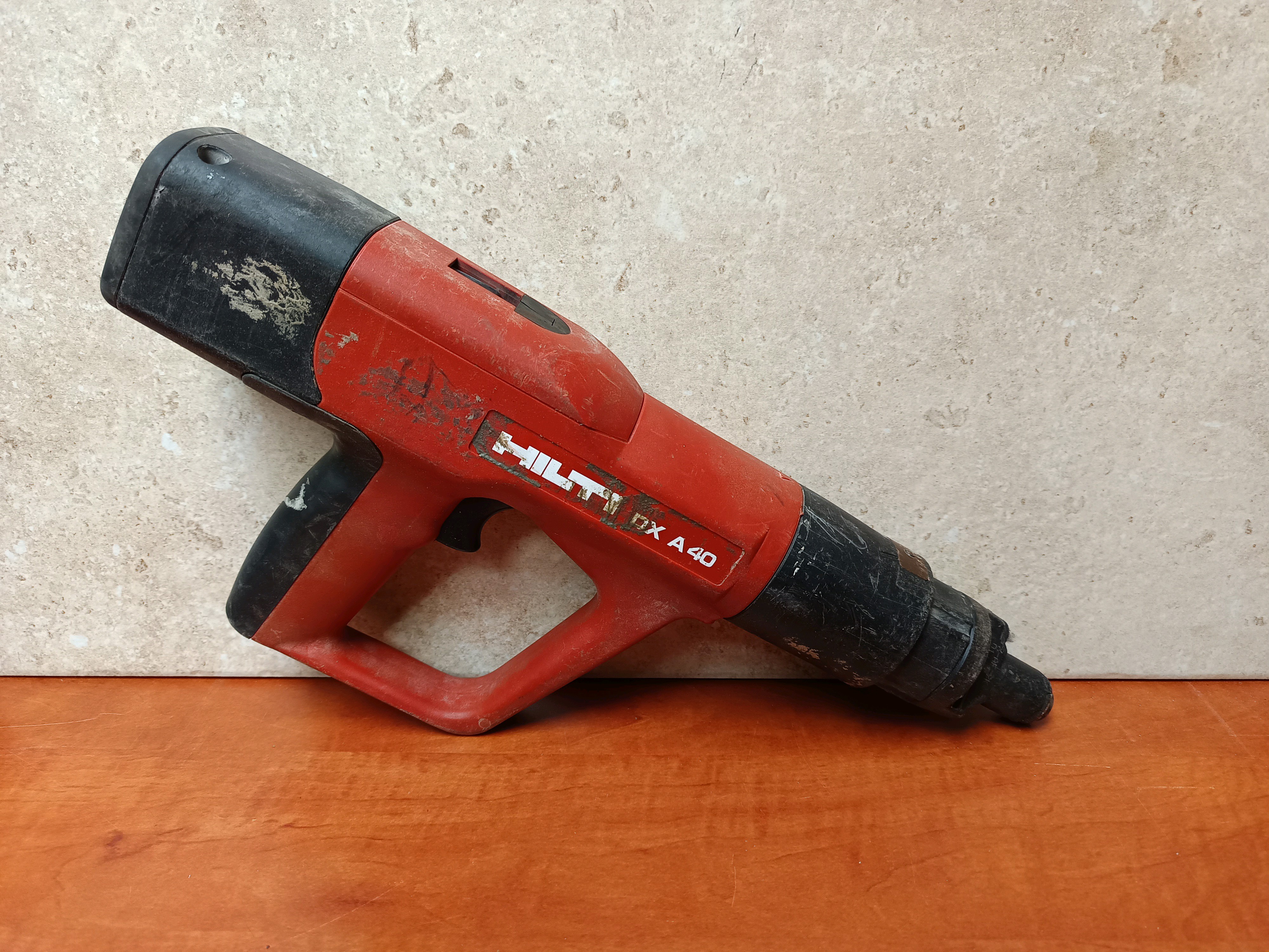 Hilti DX A40 outil de fixation directe — photo 2