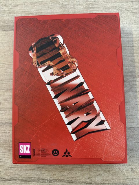 Stray Kids ODDINARY CD mini-album K-pop