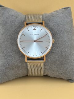 Montre Codhor cadran argenté bracelet maille milanaise doré