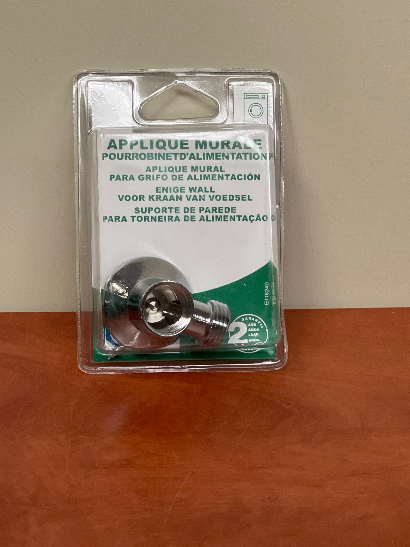 Applique murale pour robinet d’alimentation – chromée