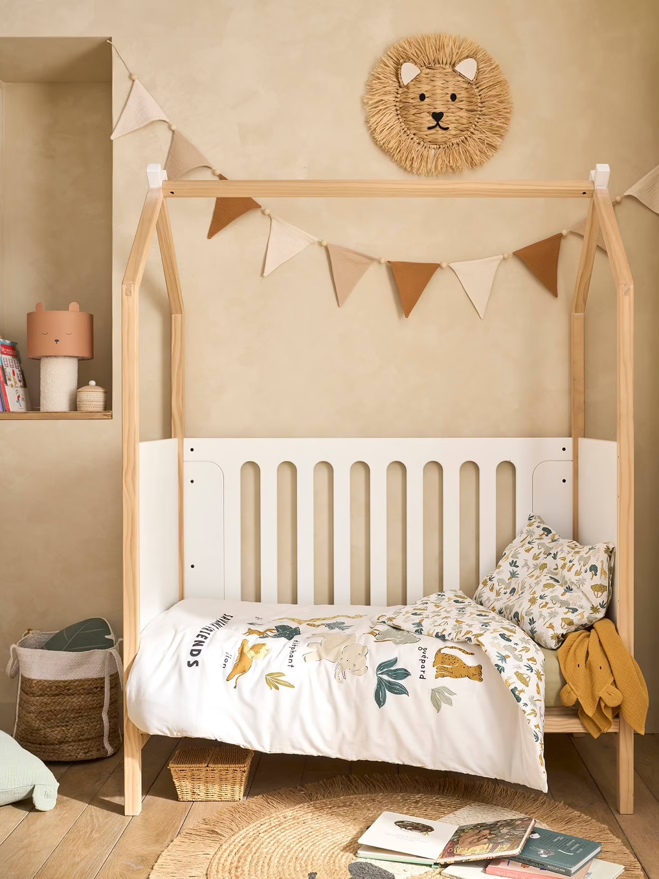 Lit bébé cabane Vertbaudet 60 x 120 cm avec matelas Orchestra — photo 2