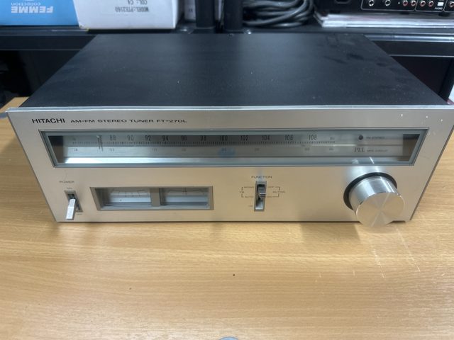 Hitachi FT-270L AM-FM Stéréo Tuner