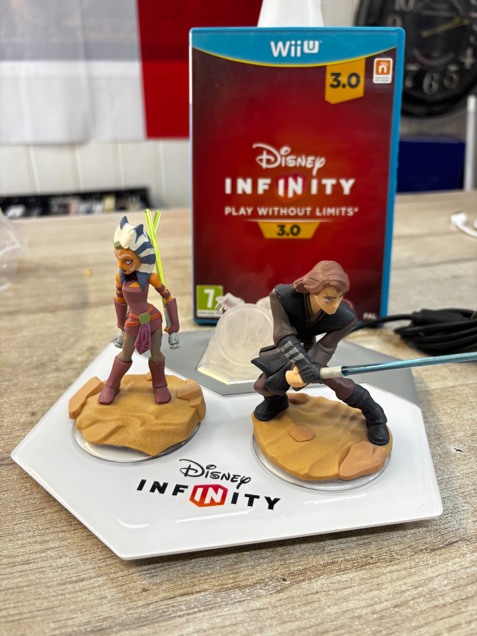 Disney Infinity 3.0 Wii U – base + figurines Ahsoka Tano et Anakin Skywalker