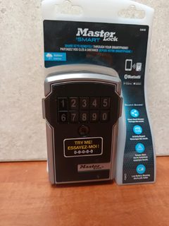 Master Lock 5441D Smart Bluetooth boîte à clés murale