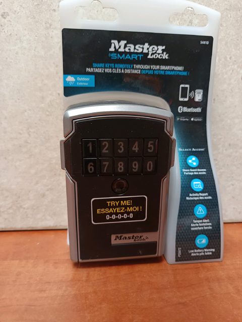 Master Lock 5441D Smart Bluetooth boîte à clés murale