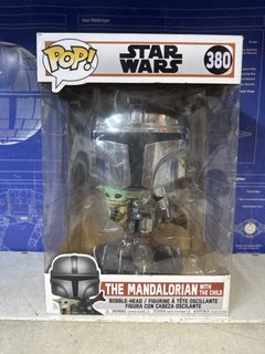 Funko Pop Jumbo 10" Star Wars The Mandalorian with The Child n°380