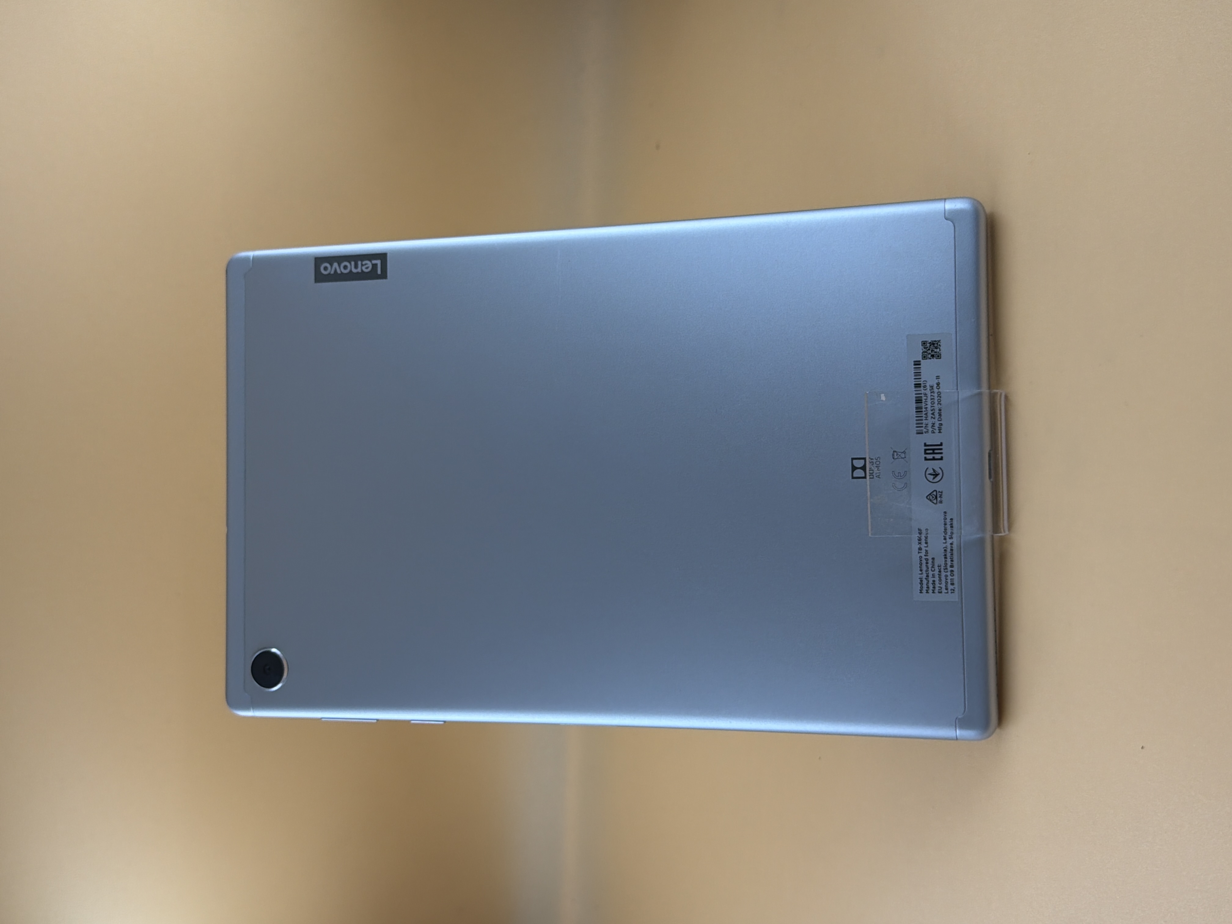 Tablette Lenovo TB-X606F
