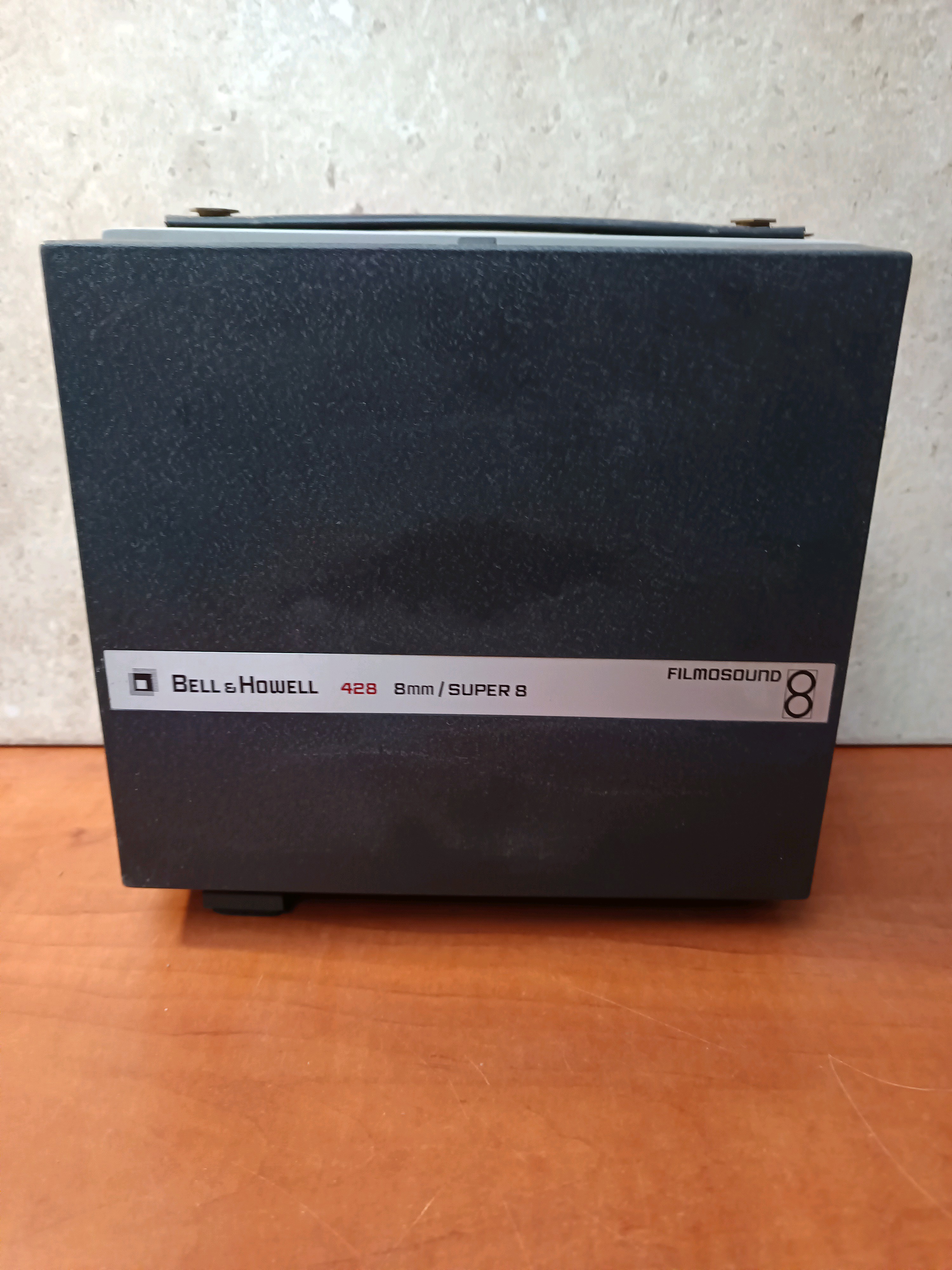 Bell & Howell Filmsound 8 modèle 426 8mm / Super 8 — photo 2