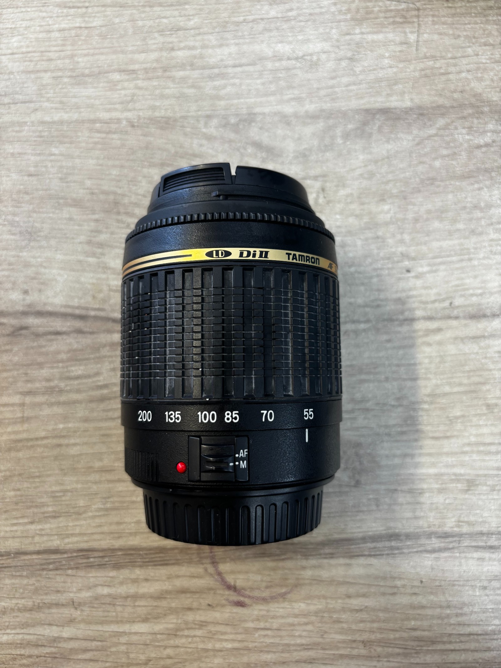 Tamron AF 55-200mm f/4-5.6 Di II Macro (A15)