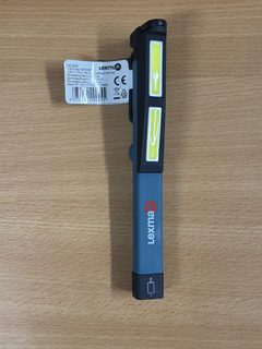 Baladeuse aimantée Lexman 220 lm à piles