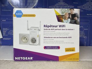 Netgear WN3100RP répéteur WiFi 300 Mbps prise filtrée
