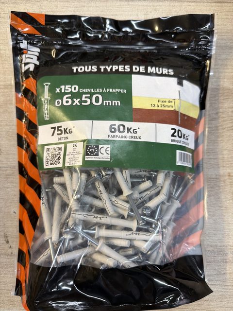 150 chevilles à frapper Spit nylon 6 x 50 mm