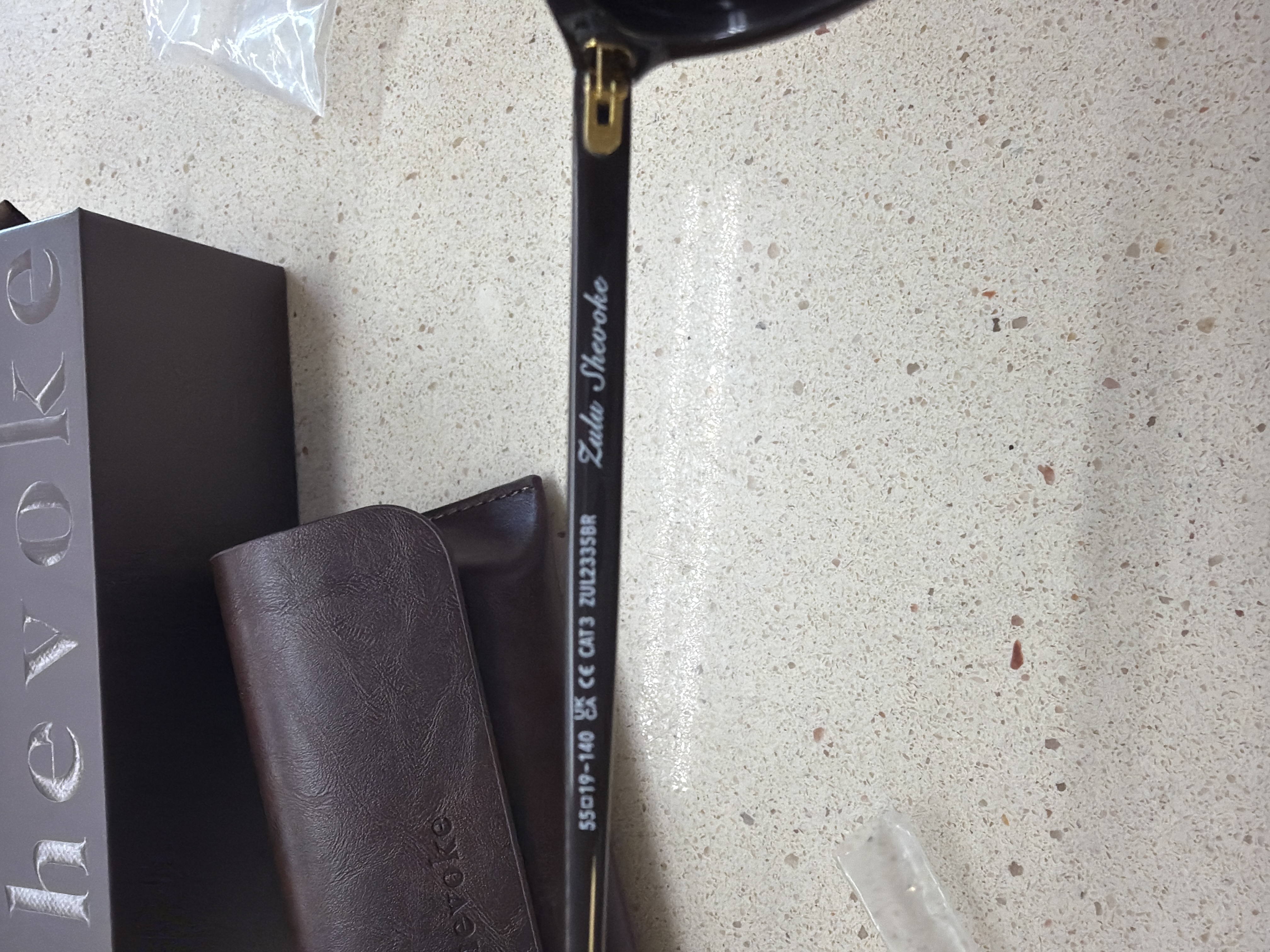 Lunettes de soleil Shevoke Zulu Brown avec étui et boîte — photo 2