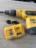 Marteau perforateur DeWalt DCH481 54V XR FlexVolt avec batterie et chargeur — photo 3