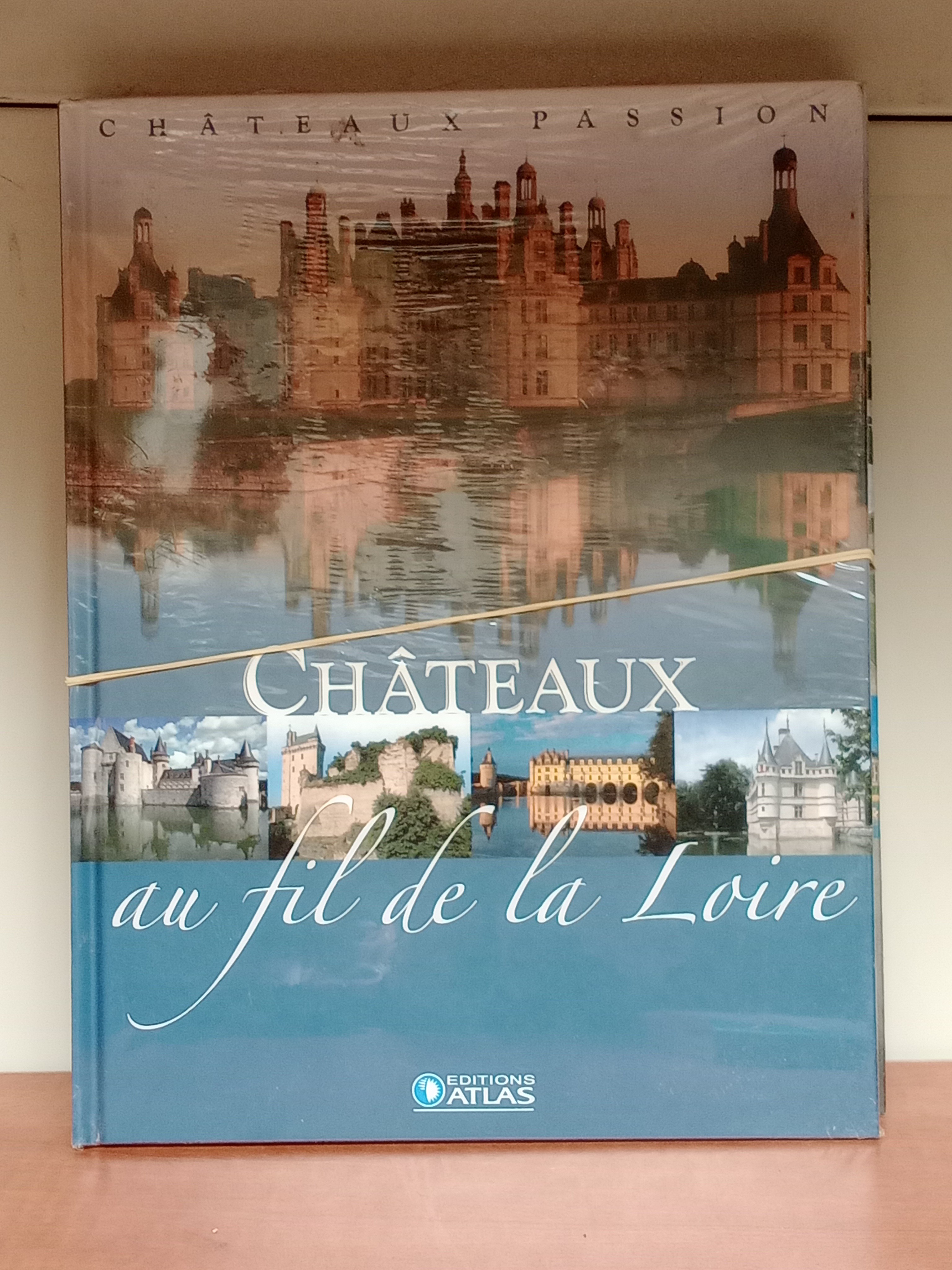 Lot de 2 livres sur les châteaux - Éditions Atlas