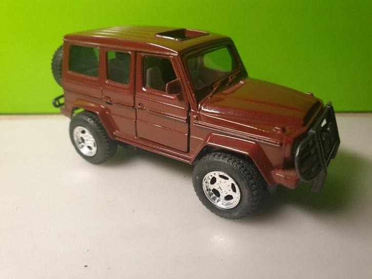 New-Ray 1/32 Voiture Mercedes Benz 300gd Marron Friction 300