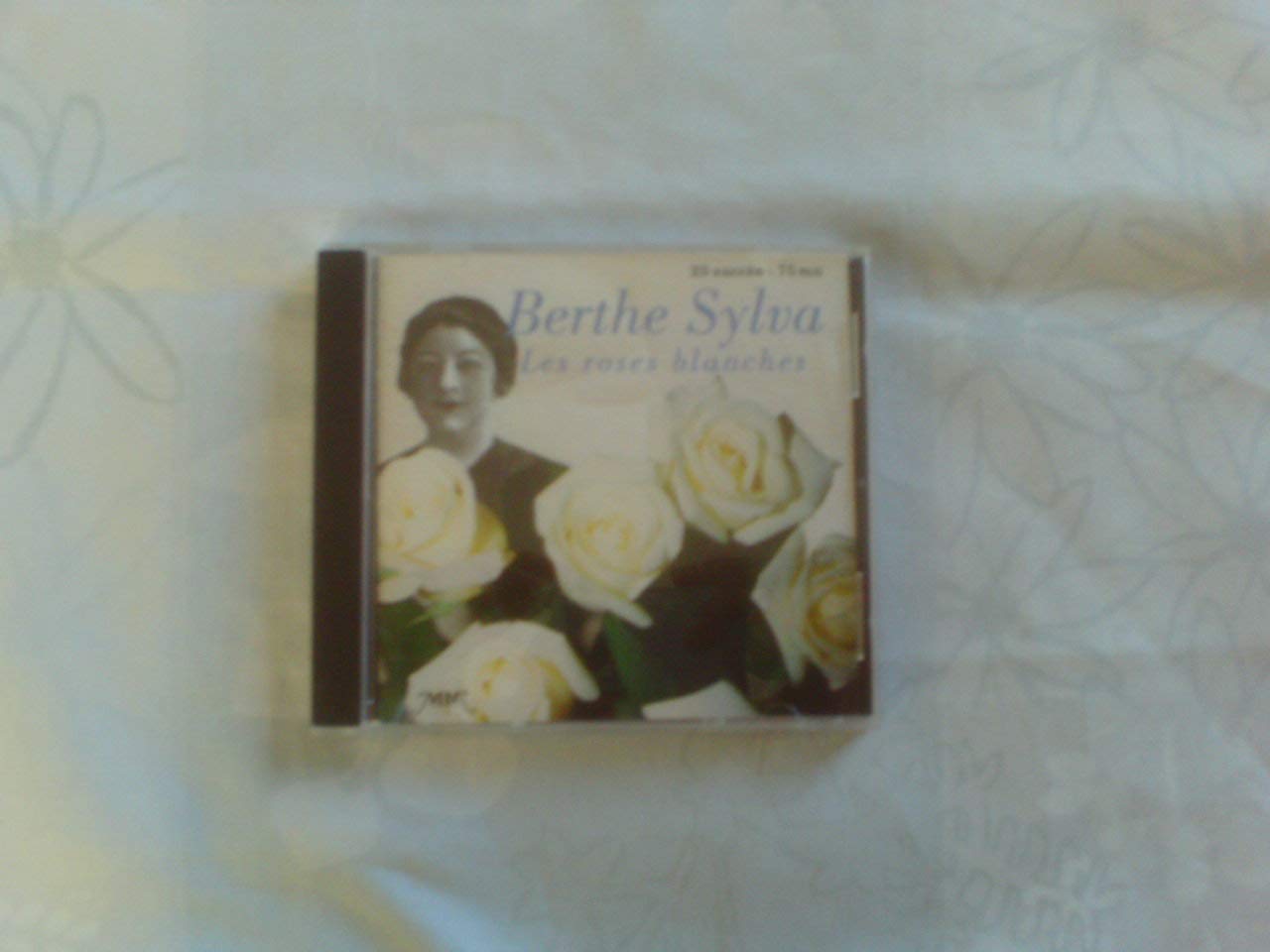 Les Roses Blanches