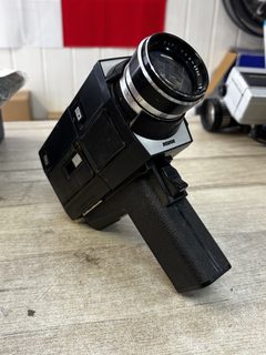 Caméra Super 8 Revue avec objectif SKNA 1:1.7 f=8-48mm